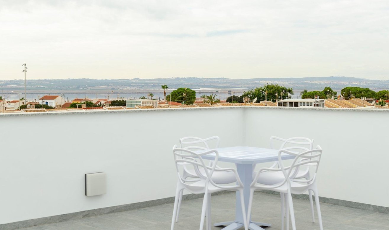 Obra nueva - Villa - Torrevieja - Torretas