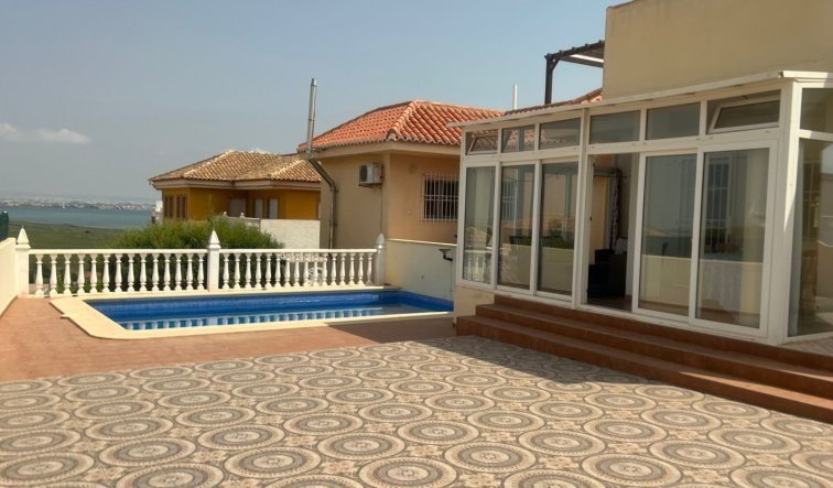 Reventa - Villa - Los Urrutias