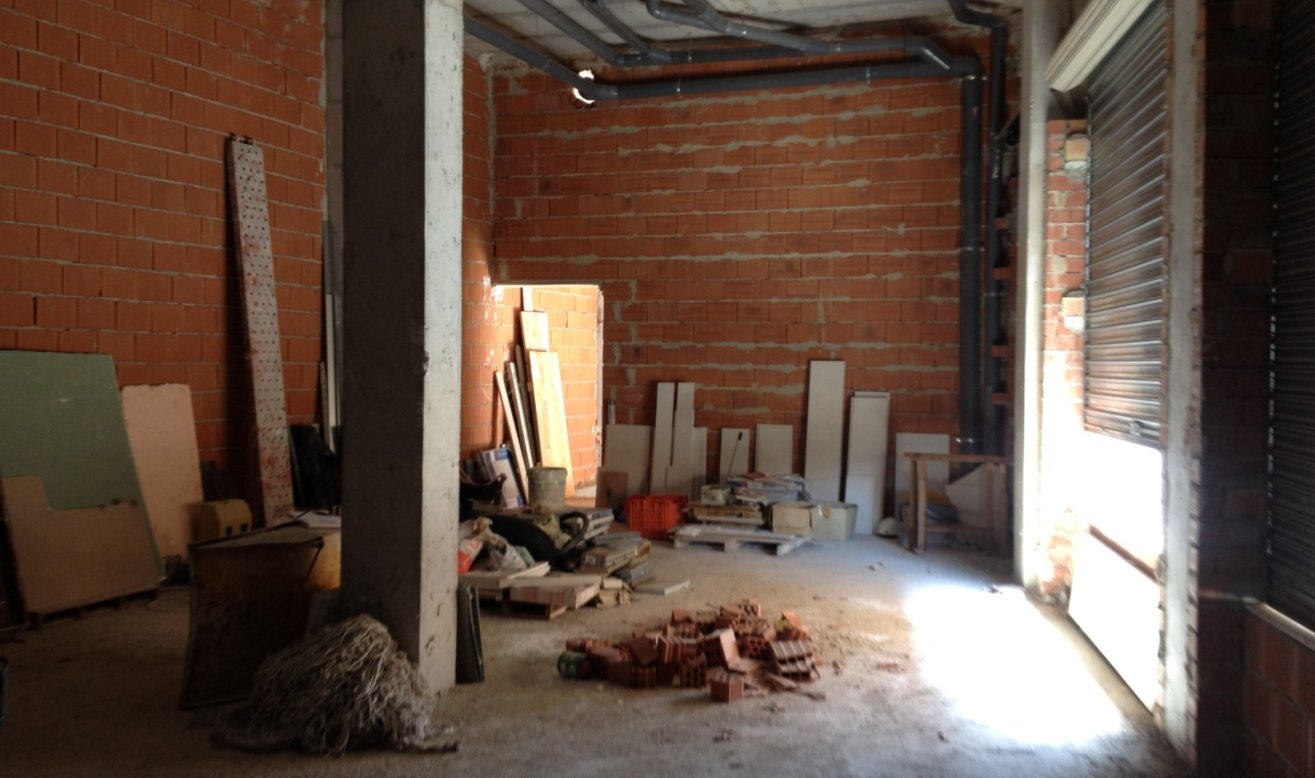 Reventa - Comercial - Los Montesinos