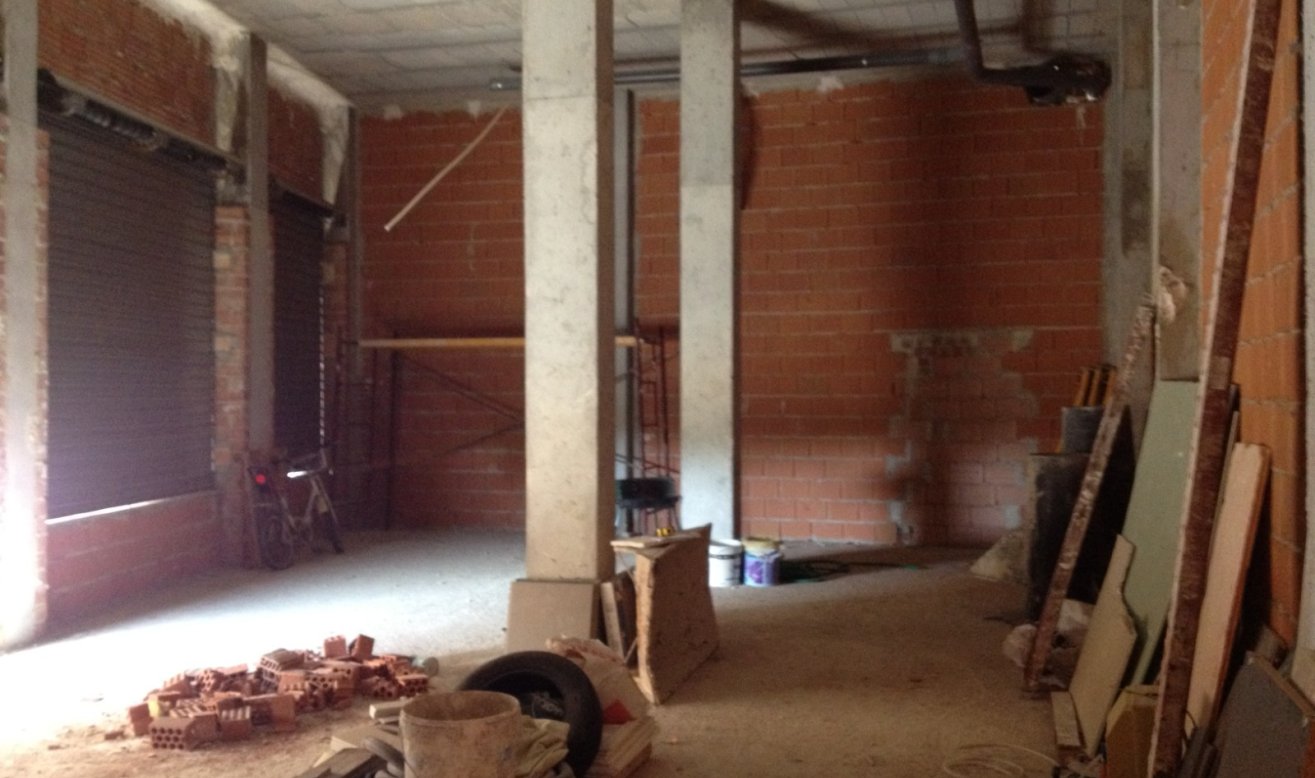 Reventa - Comercial - Los Montesinos