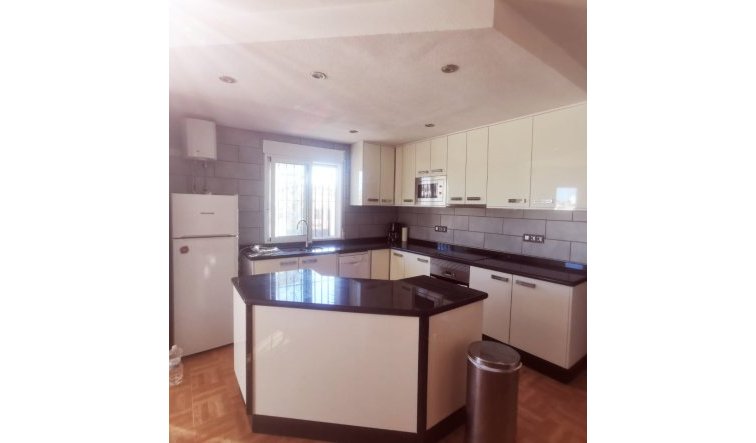 Reventa - Villa - Los Alcazares - Town