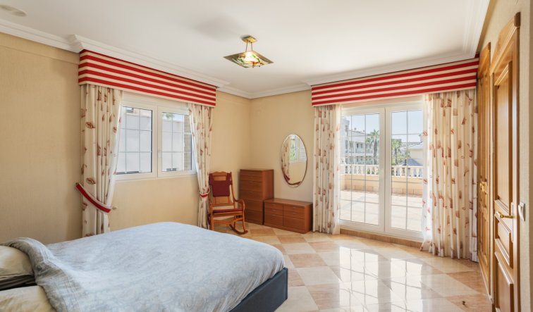 Reventa - Villa - Torrevieja - La Veleta