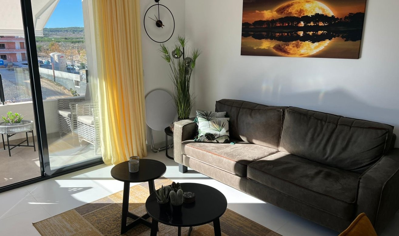Resale - Apartment / flat - San Miguel de Salinas