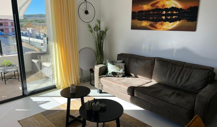 Resale - Apartment / flat - San Miguel de Salinas