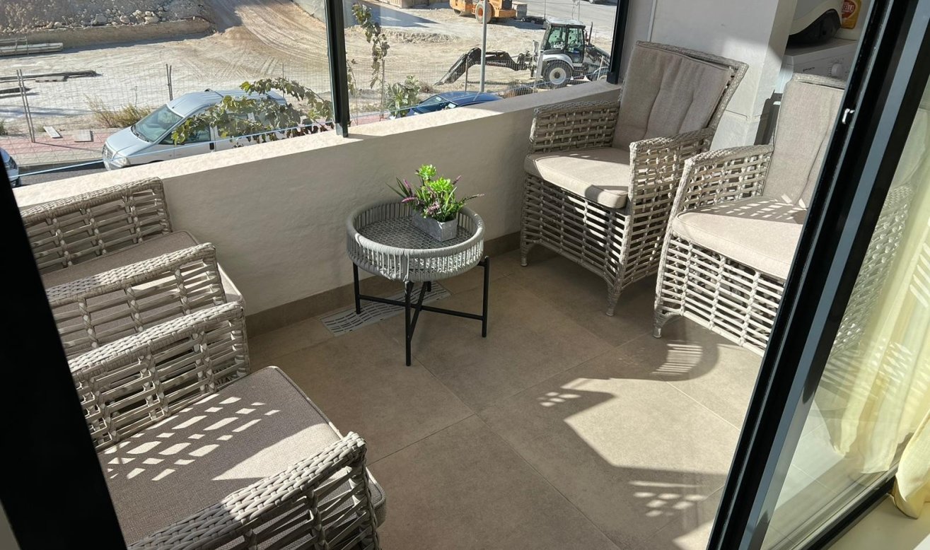 Resale - Apartment / flat - San Miguel de Salinas