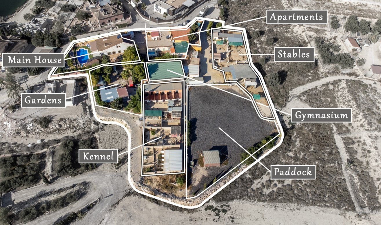 Reventa - Finca / Country Property - Fortuna - Fortuna - Campo