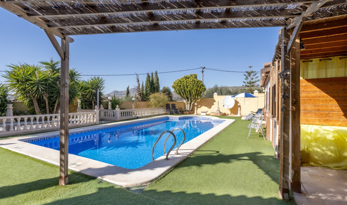 Reventa - Finca / Country Property - Fortuna - Fortuna - Campo