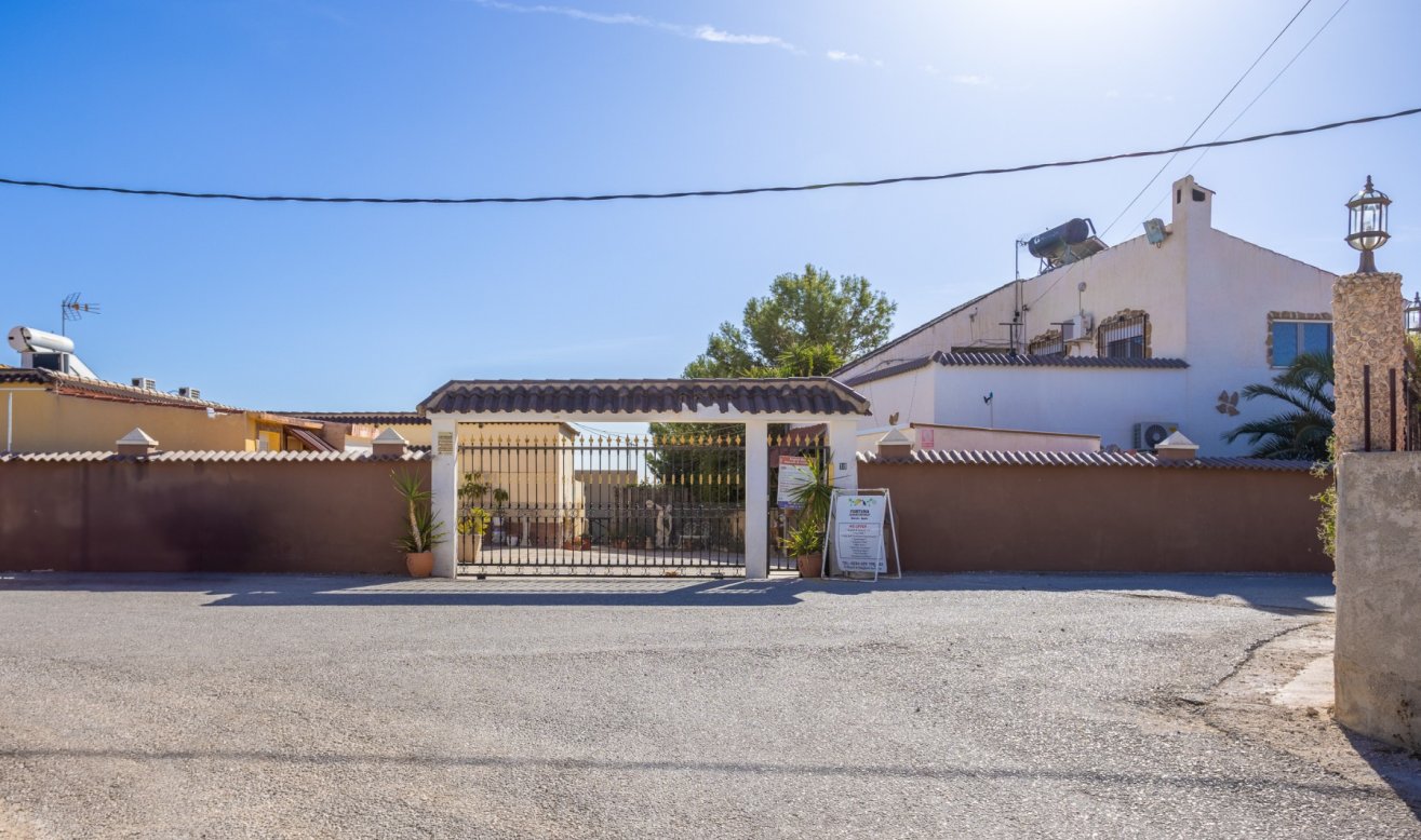 Reventa - Finca / Country Property - Fortuna - Fortuna - Campo