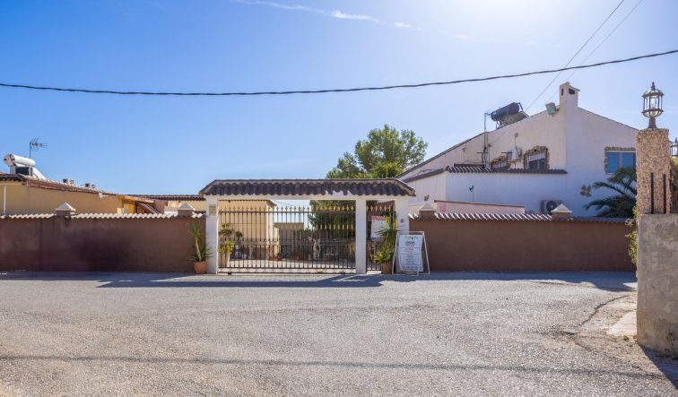 Reventa - Finca / Country Property - Fortuna - Fortuna - Campo