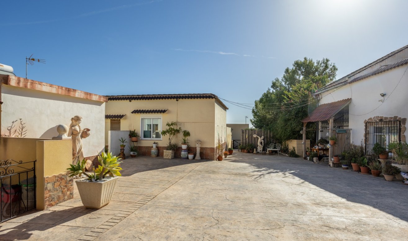 Reventa - Finca / Country Property - Fortuna - Fortuna - Campo