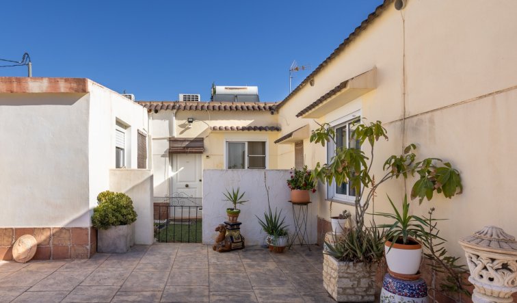 Reventa - Finca / Country Property - Fortuna - Fortuna - Campo
