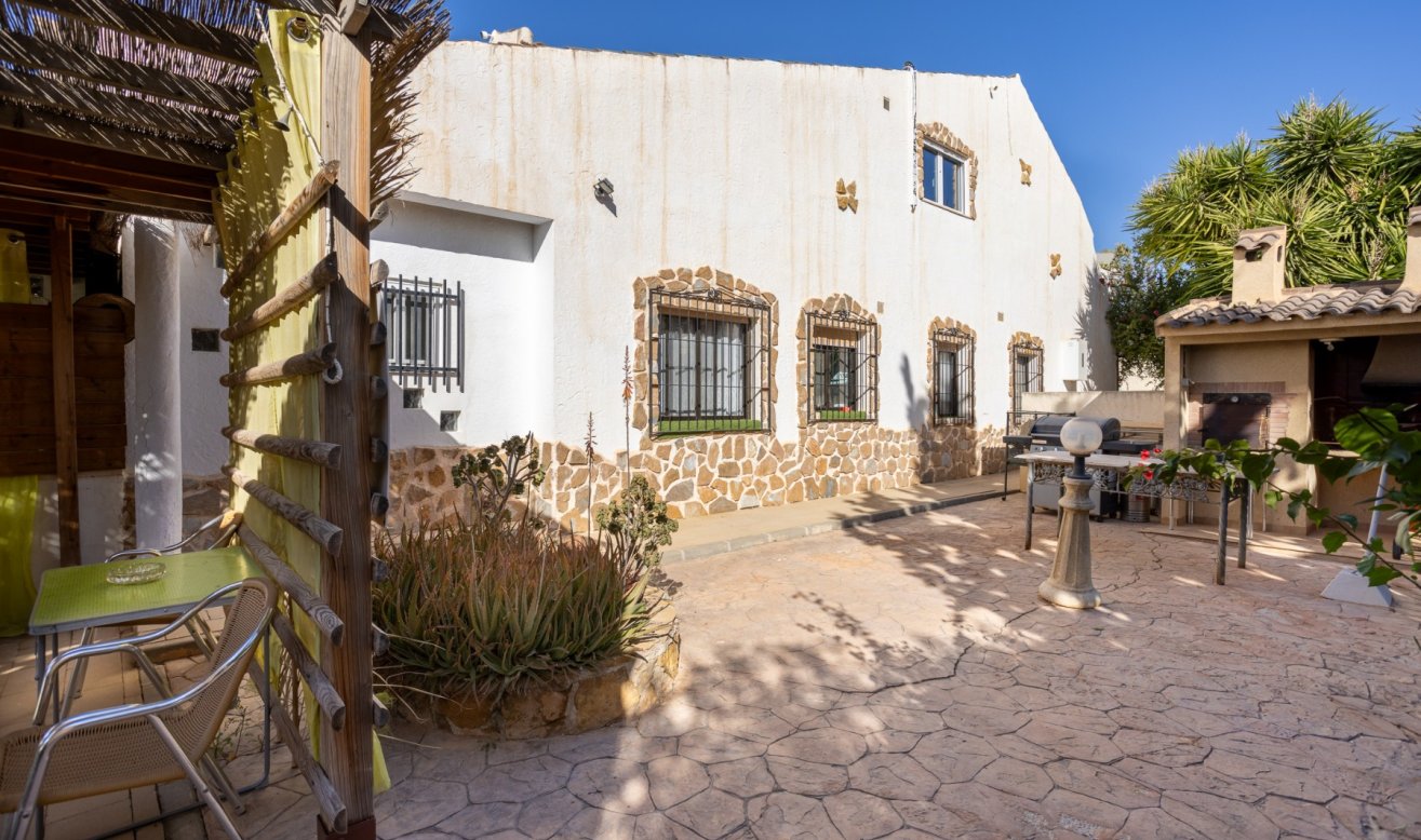 Reventa - Finca / Country Property - Fortuna - Fortuna - Campo
