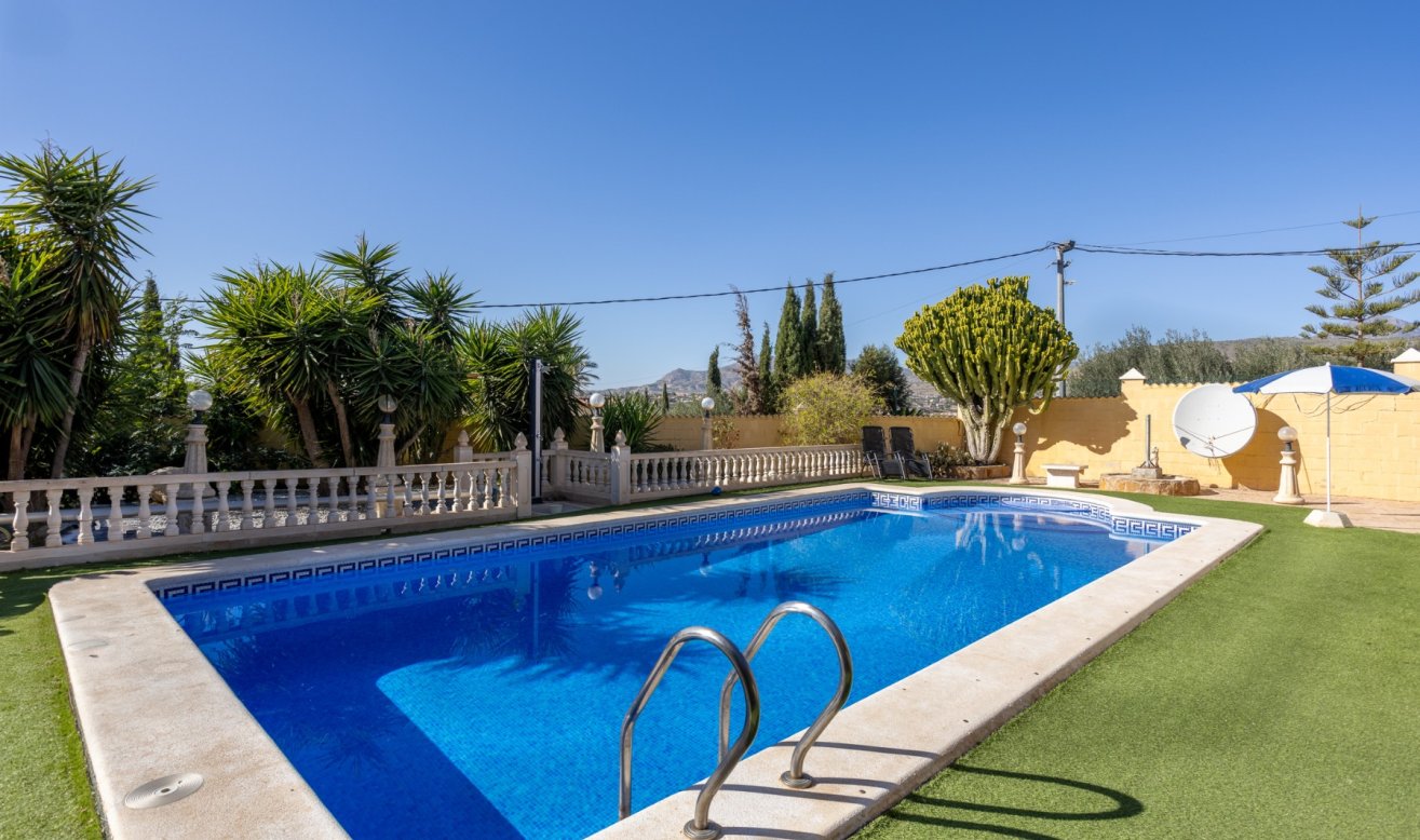 Reventa - Finca / Country Property - Fortuna - Fortuna - Campo