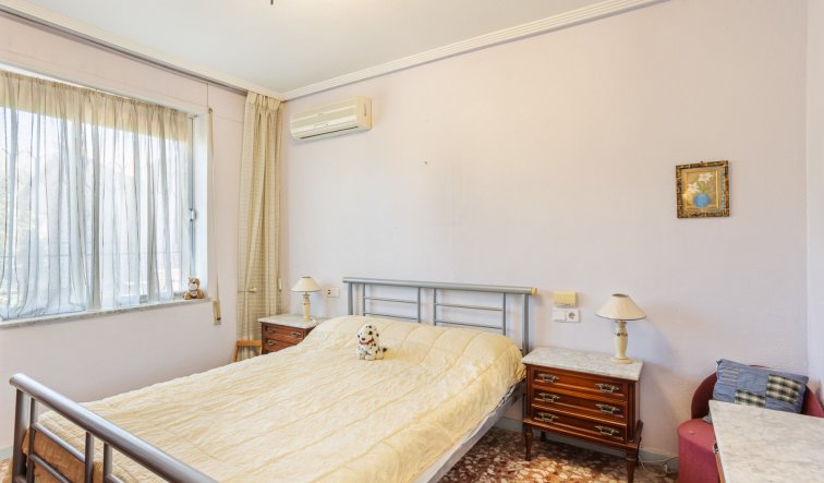 Resale - Finca / Country Property - Orihuela