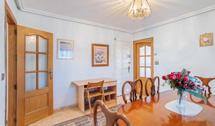 Resale - Finca / Country Property - Orihuela