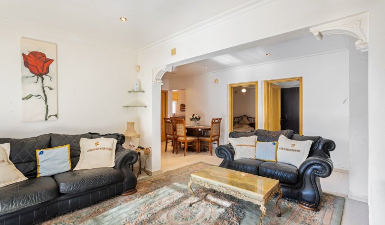 Resale - Finca / Country Property - Orihuela