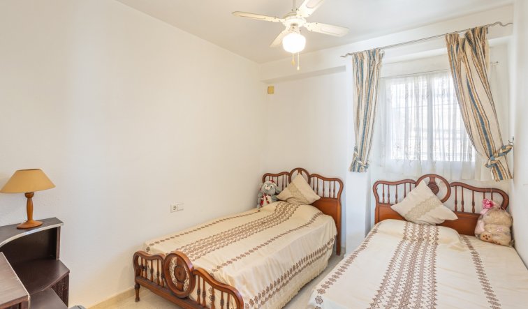 Resale - Finca / Country Property - Orihuela