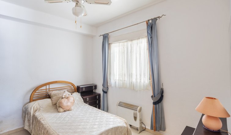 Resale - Finca / Country Property - Orihuela