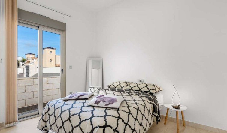Reventa - Villa - Villamartín