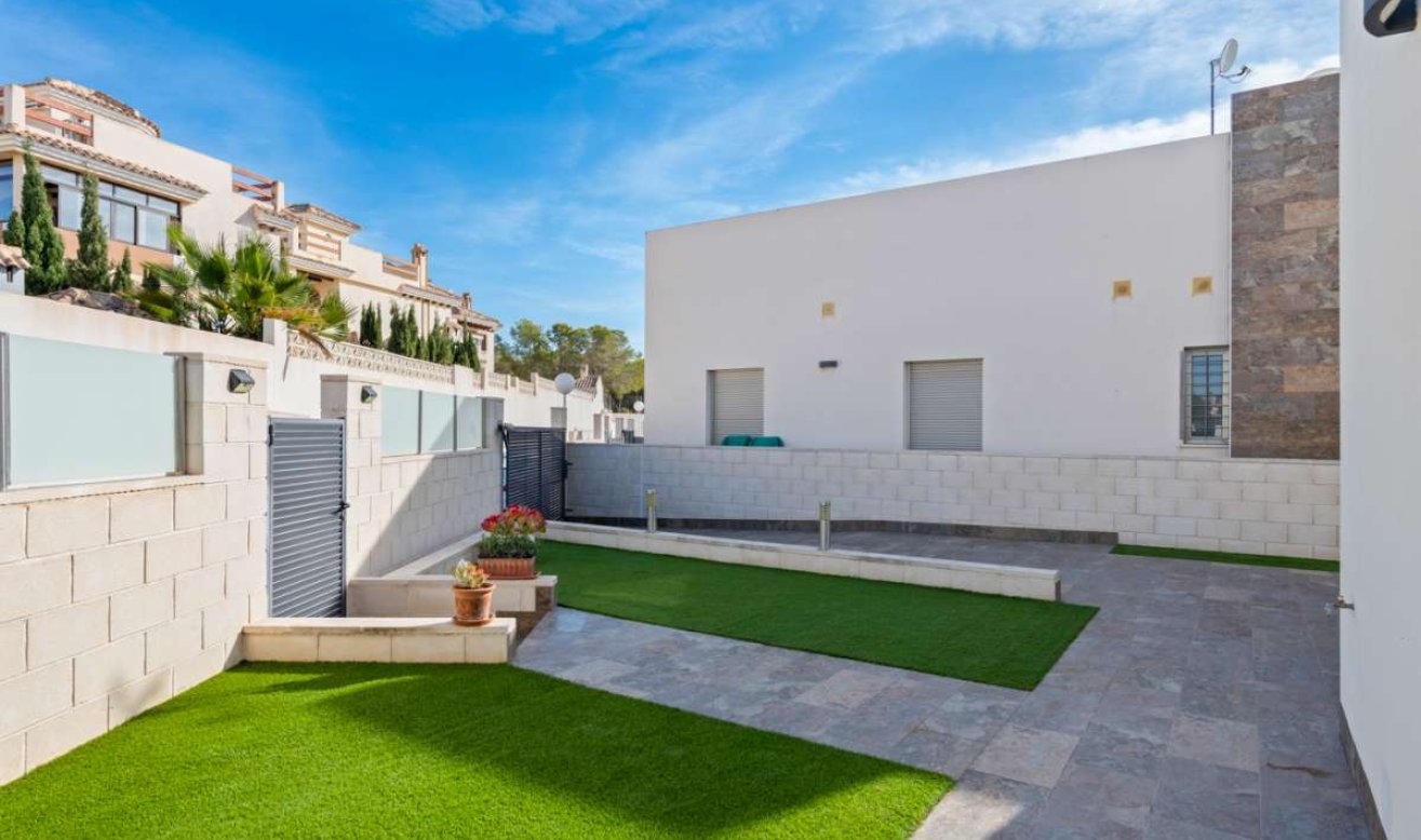 Reventa - Villa - Villamartín