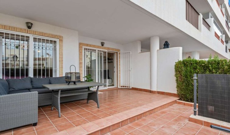 Resale - Apartment / flat - Villamartín