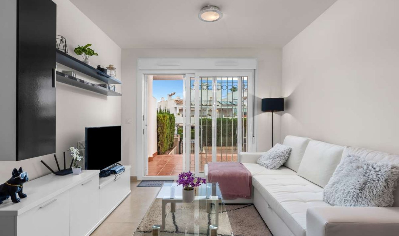 Resale - Apartment / flat - Villamartín