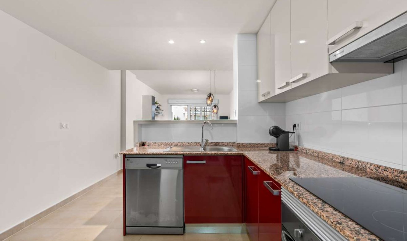 Resale - Apartment / flat - Villamartín
