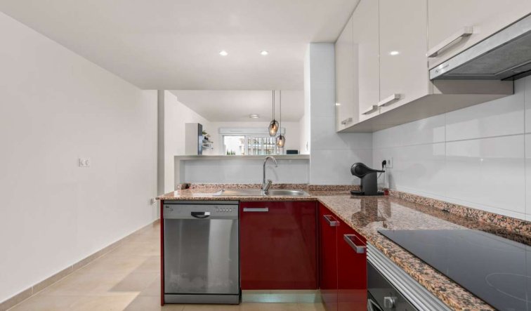 Resale - Apartment / flat - Villamartín