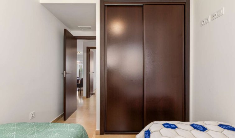 Resale - Apartment / flat - Villamartín