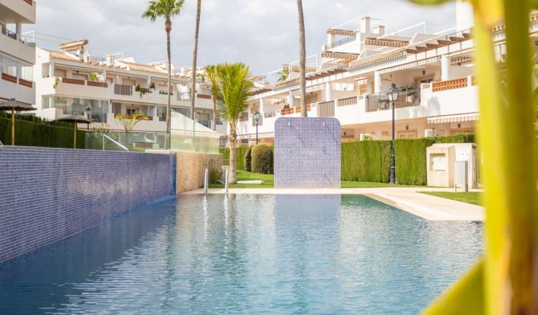 Resale - Apartment / flat - Villamartín
