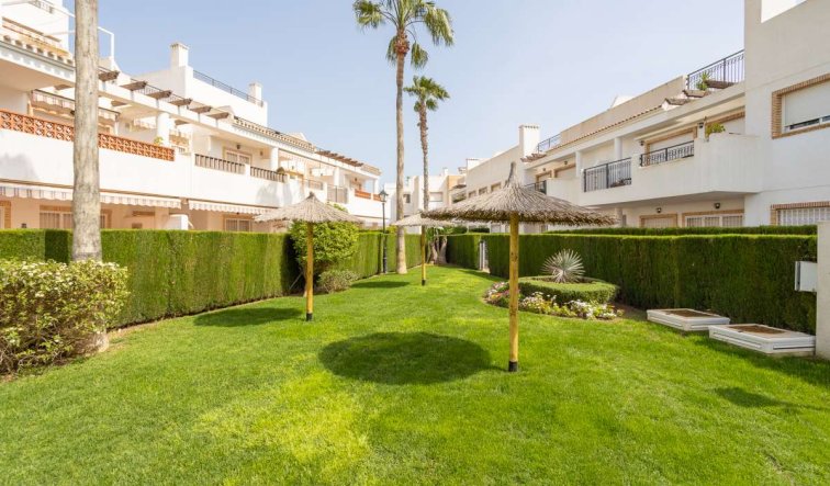 Resale - Apartment / flat - Villamartín