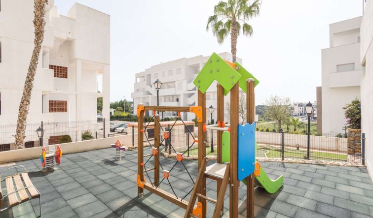 Resale - Apartment / flat - Villamartín