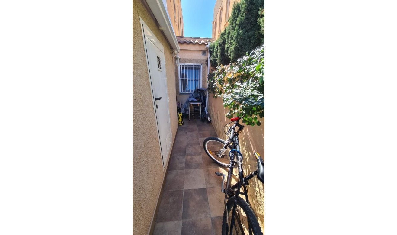 Reventa - Adosado - Torrevieja - Aguas Nuevas 1