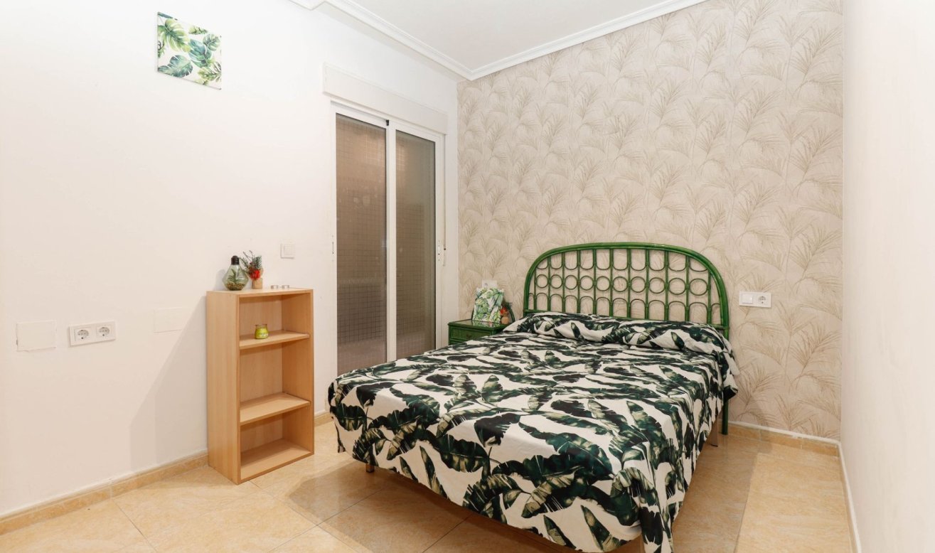 Reventa - Apartamento / piso - Torrevieja - Centro