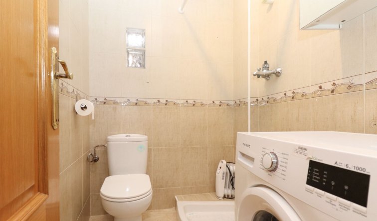 Reventa - Apartamento / piso - Torrevieja - Centro