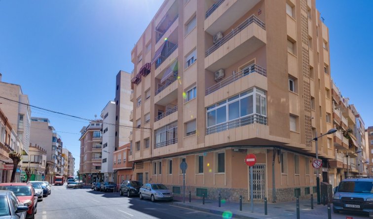 Resale - Apartment / flat - Torrevieja - torrevieja