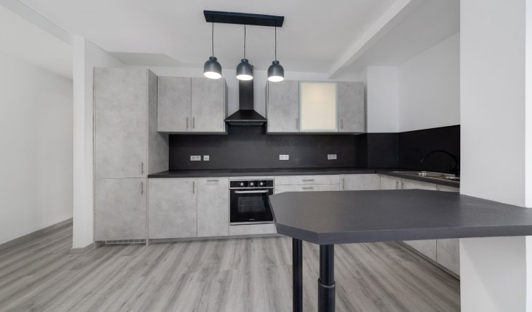 Resale - Apartment / flat - Torrevieja - torrevieja