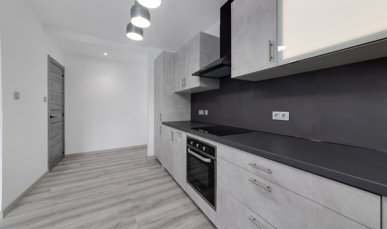 Resale - Apartment / flat - Torrevieja - torrevieja