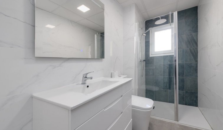 Resale - Apartment / flat - Torrevieja - torrevieja