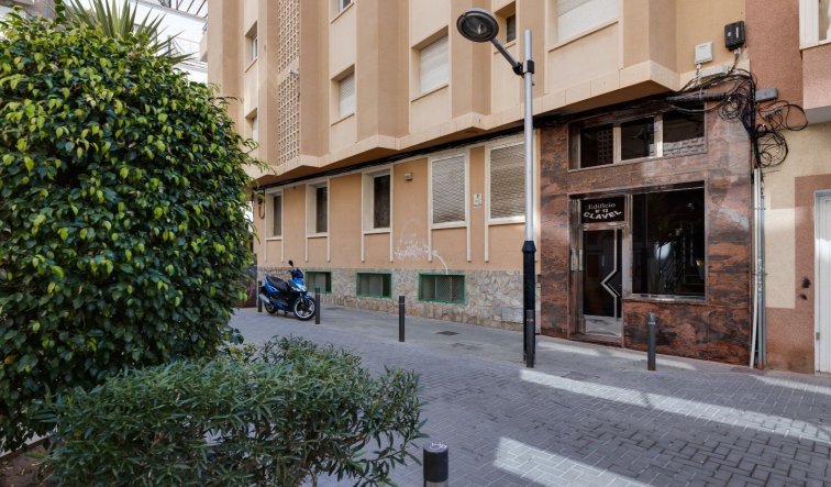 Resale - Apartment / flat - Torrevieja - torrevieja