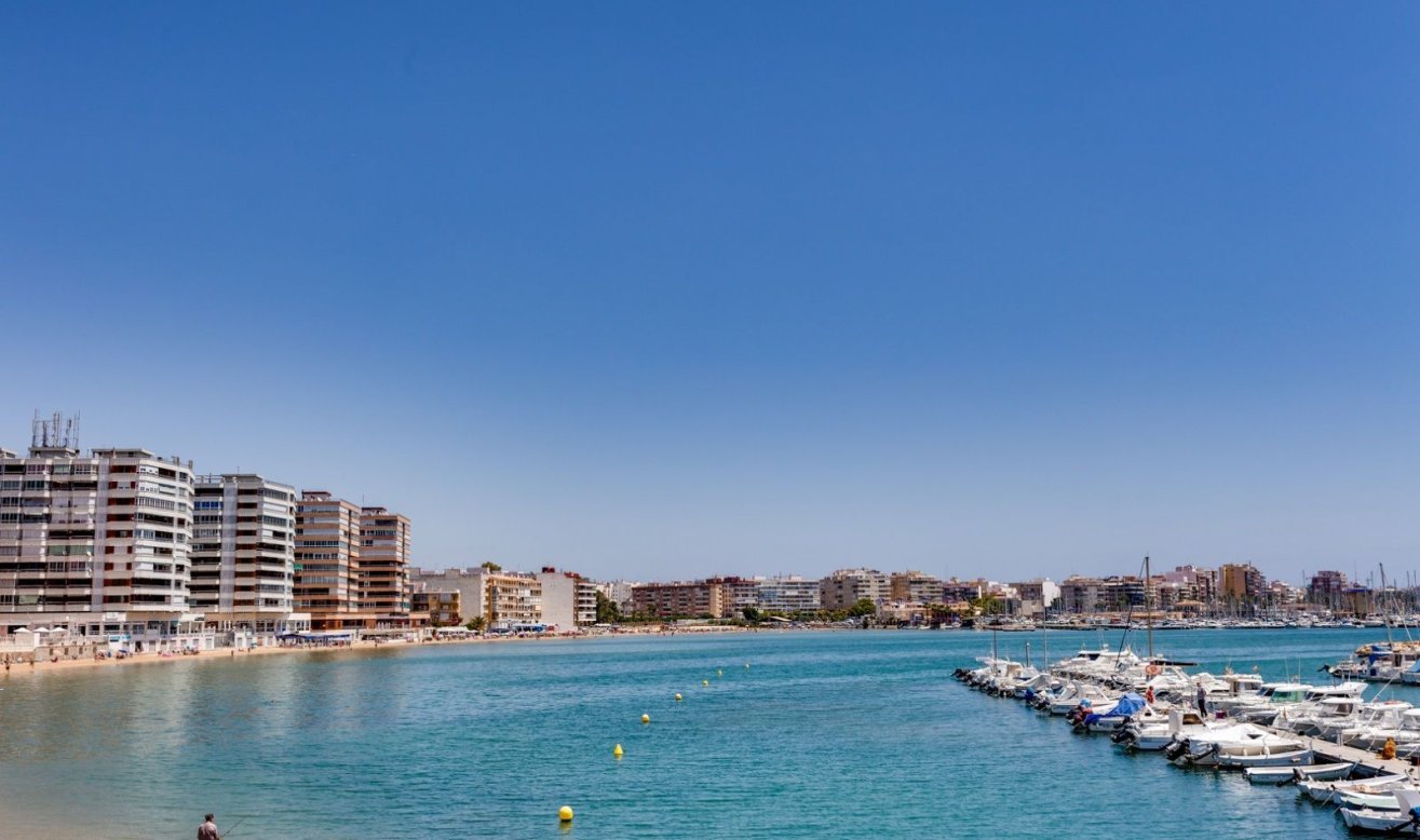 Resale - Apartment / flat - Torrevieja - torrevieja