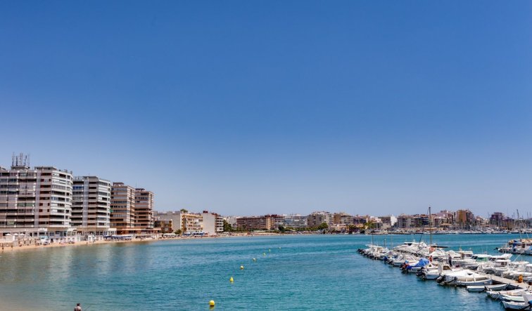 Resale - Apartment / flat - Torrevieja - torrevieja