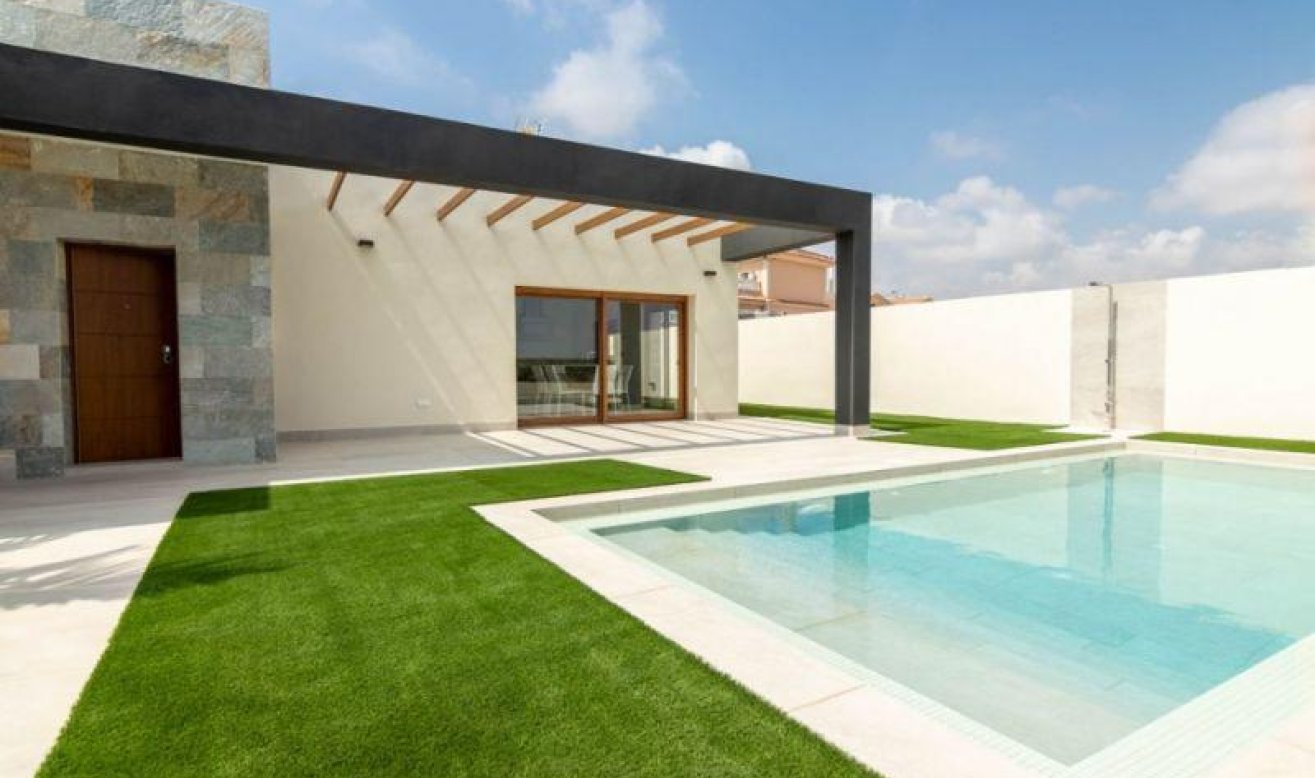 Obra nueva - Villa - Torrevieja - Los Altos