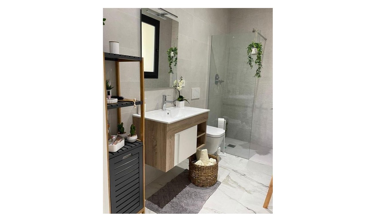 Obra nueva - Apartamento / piso - Guardamar del Segura - Puerto