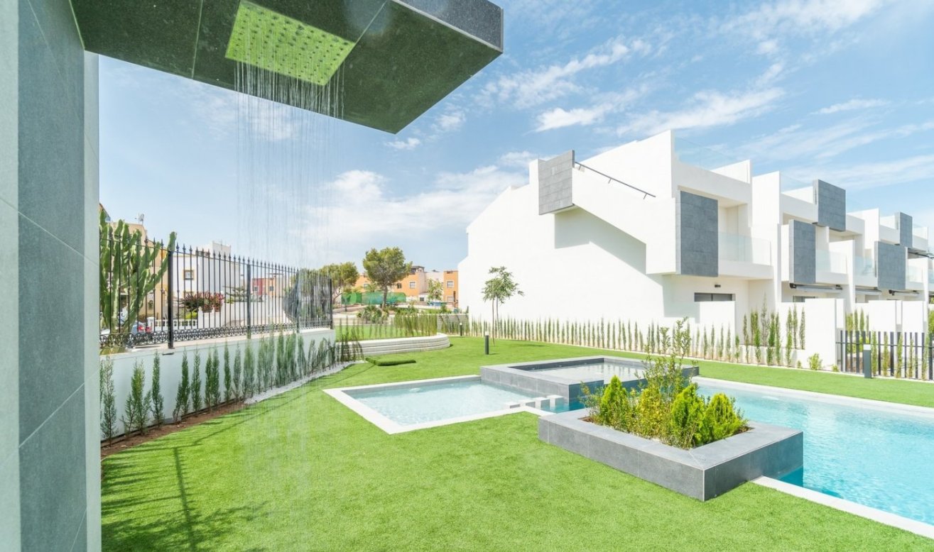 Obra nueva - Bungalow - Torrevieja - Los Balcones