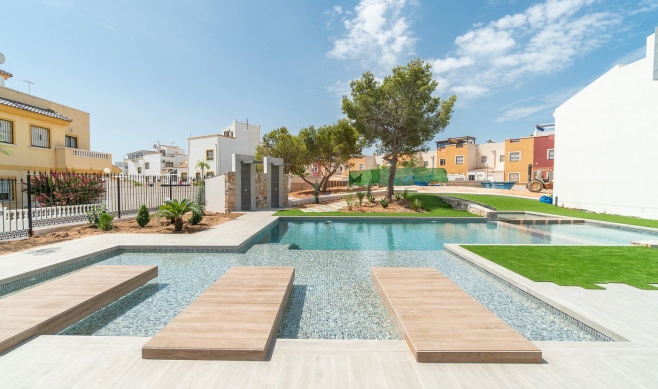 Obra nueva - Bungalow - Torrevieja - Los Balcones