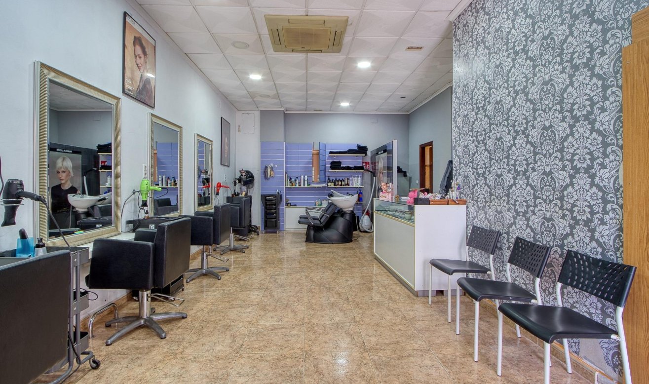 Reventa - Commercial Unit - Torrevieja - La Mata
