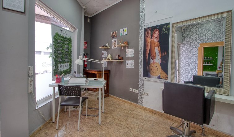 Reventa - Commercial Unit - Torrevieja - La Mata