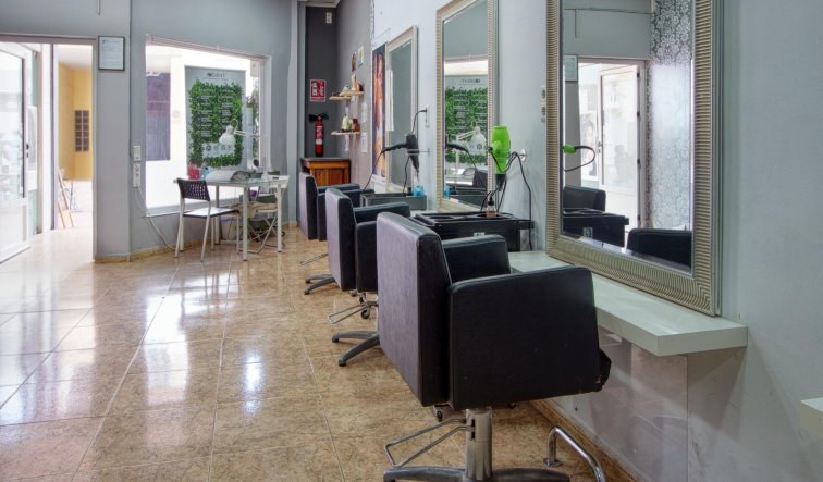 Reventa - Commercial Unit - Torrevieja - La Mata