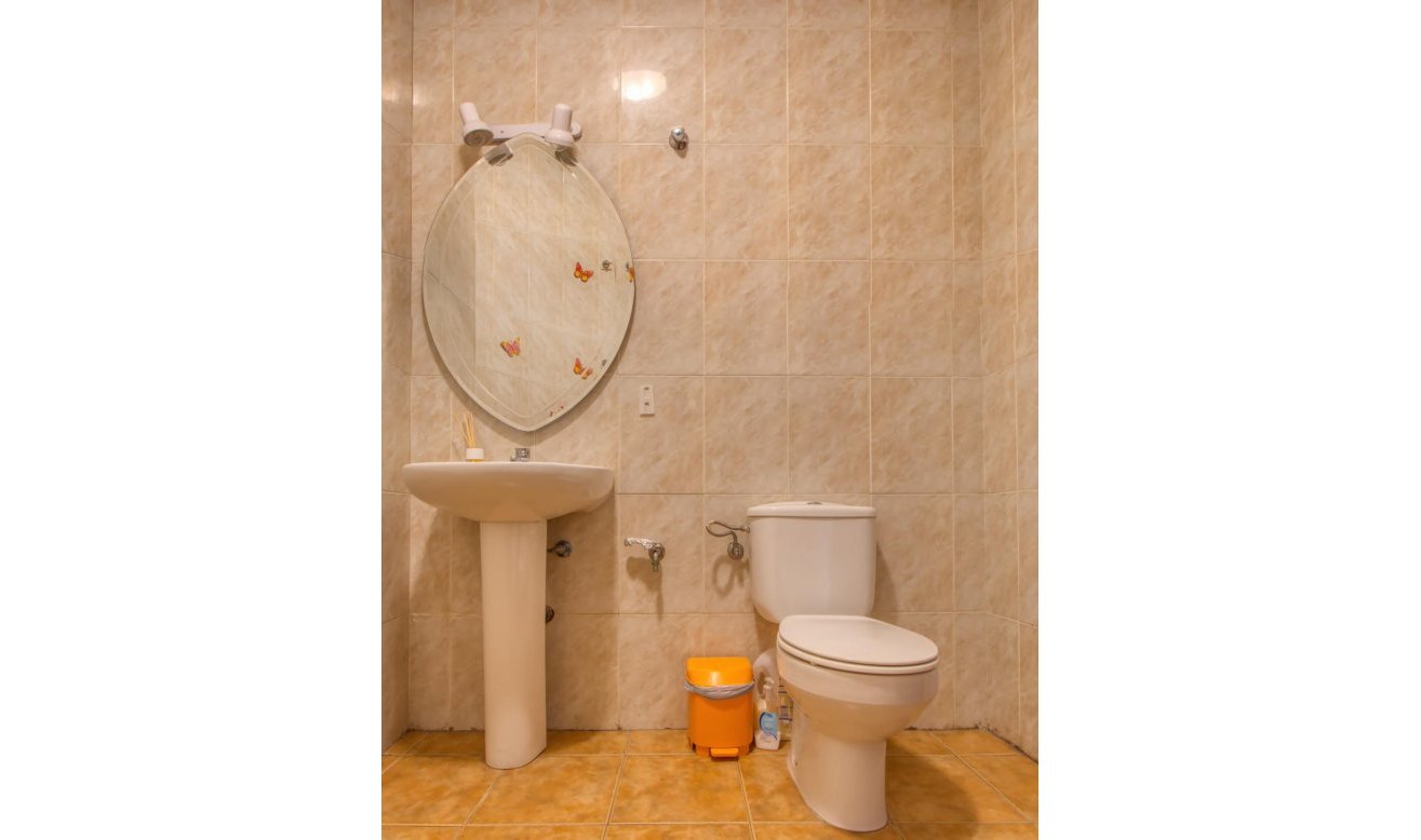 Reventa - Commercial Unit - Torrevieja - La Mata
